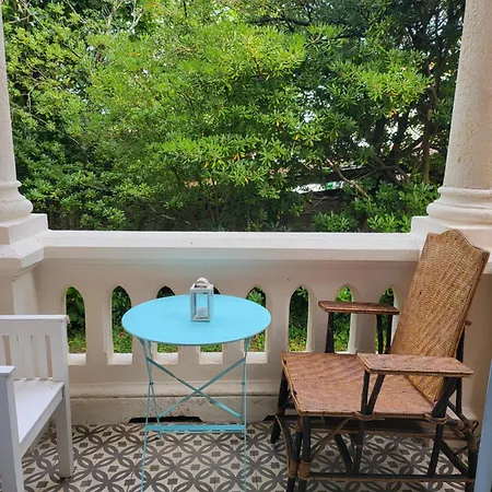 Dans Jolie 1900 Apartment Biarritz